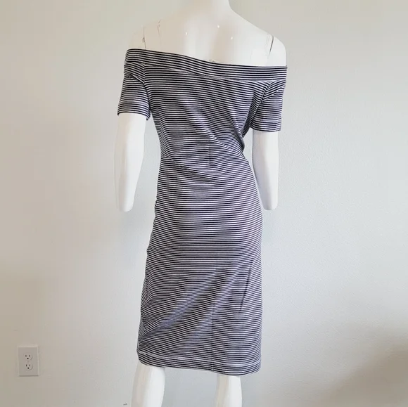 H&M Striped Off The Shoulder Bodycon Knee Length Dress Navy Blue White Sz M - Picture 3 of 8